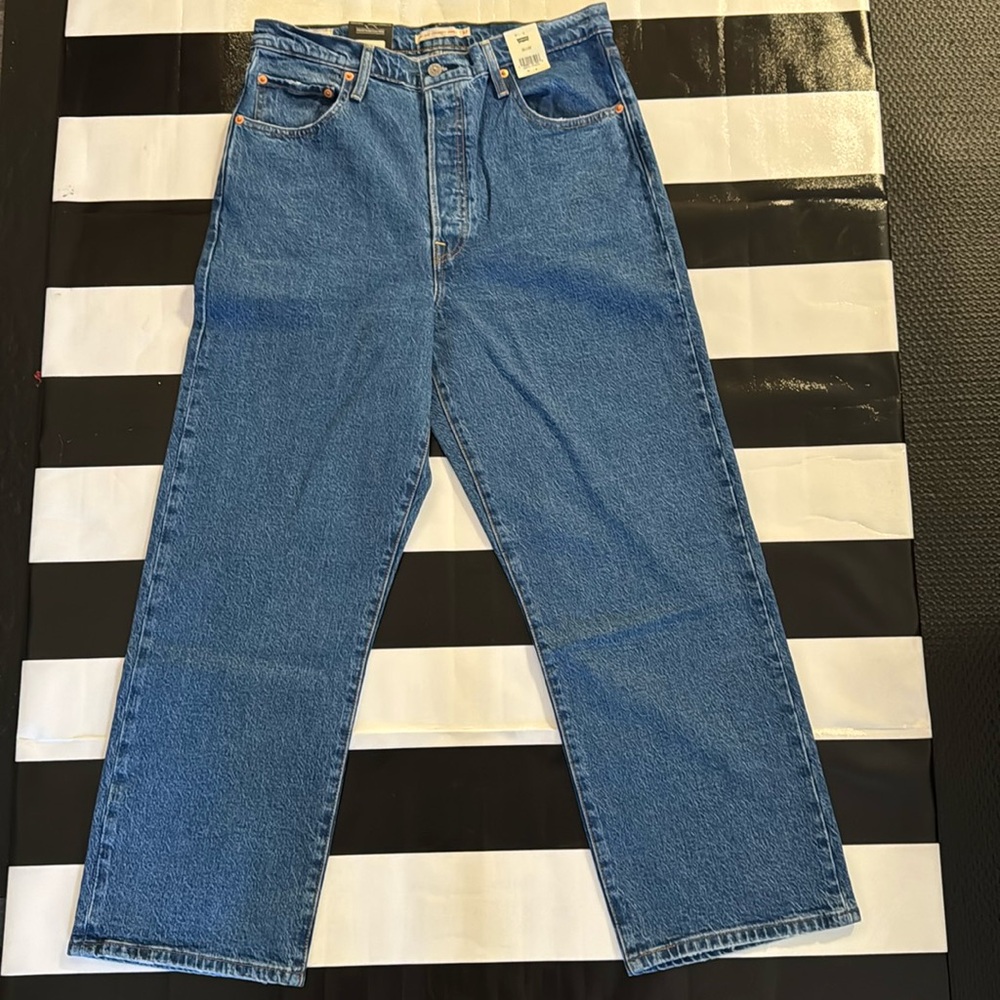 PREMIUM LEVIS RIBCAGE STRAIGHT